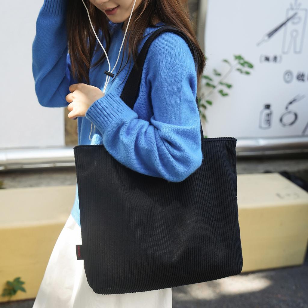 Corduroy striped tote bag large capacity shoulder bag high sense lazy commuter bag underarm bag women