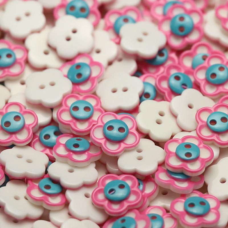 5Pcs Two Eyes Plum Blossom Resin Buttons Girls Style Shirt Buttons Versatile Knitted Cardigan Dress Decorative Buttons