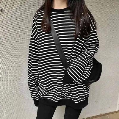 Oberteile – Pullover & Langarmshirts