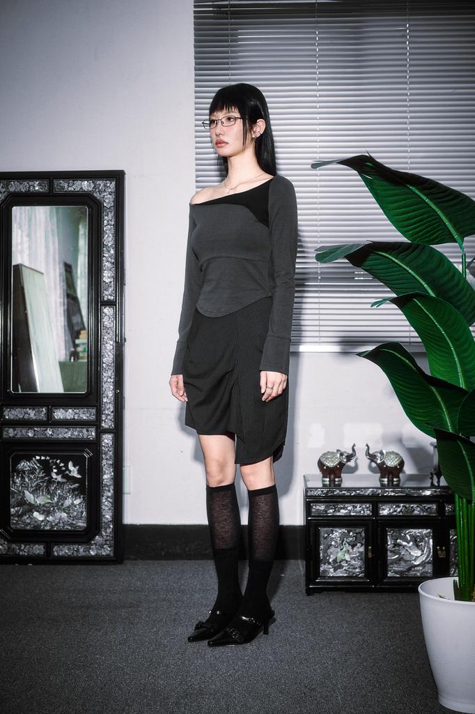 Dear Me Asymmetrical Capsule Skirt [Black Stripe]