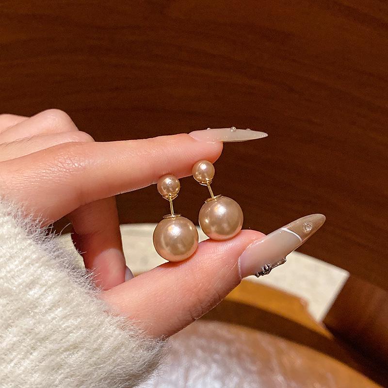 Elegante S925 Silber Perlen- & Zirkon-Herz-Ohrringe für Damen - Leichter Luxus, Alleskönner, High-End-Design