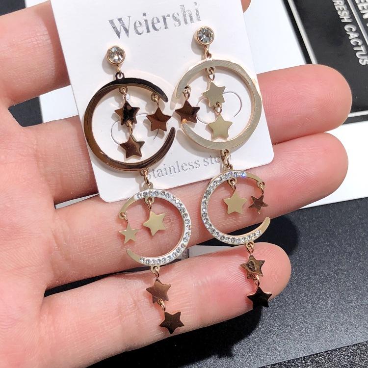 Japanese and Korean 18K Rose Gold Titanium Steel Zircon Stud Earrings, Femininity Simple Four-leaf Clover Black Earrings Internet Celebrity