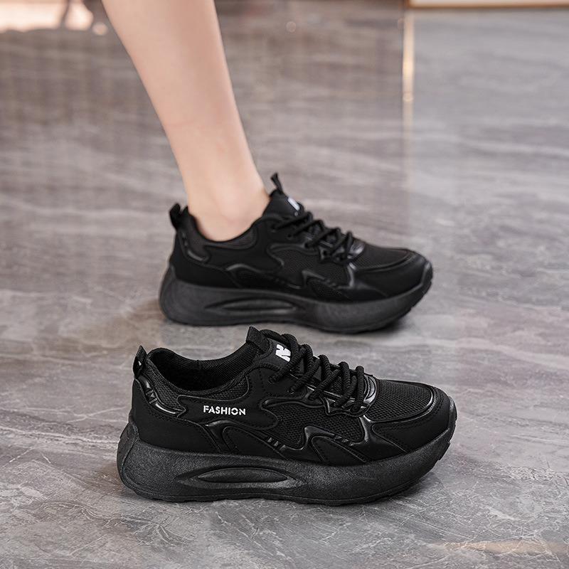 

Новая дышащая спортивная обувь Универсальная на толстой подошве Повседневная на мягкой подошве Кроссовки для бега Папины кроссовки 40 чёрный