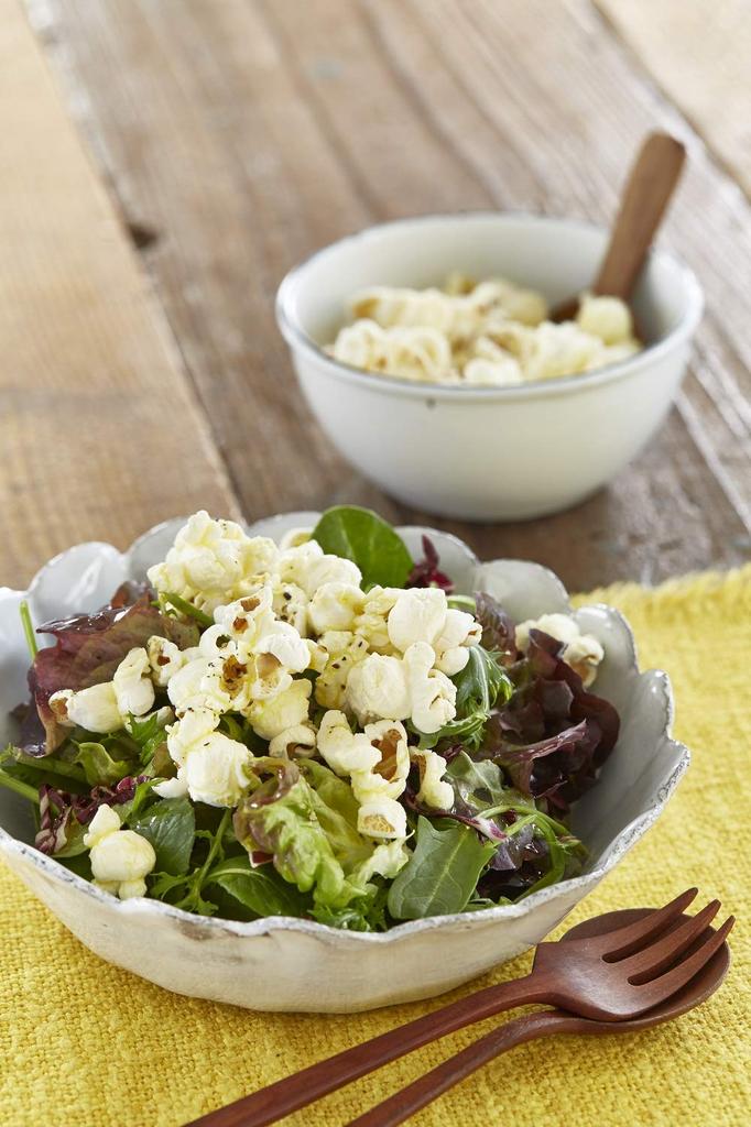 Vitantonio Popcorn Maker X (Silver Red) (VPC-10)