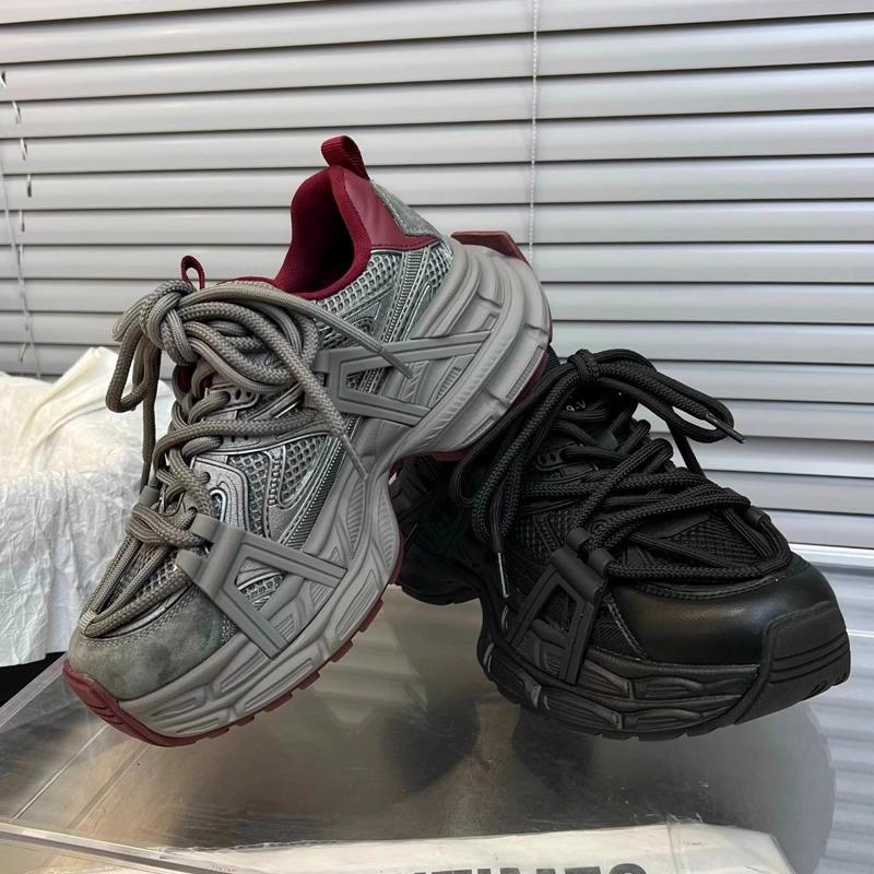 Leather shows feet, small platform dad shoes for women's 2025 new spring and autumn models, super hot women's shoes, heightening sports shoes for wo