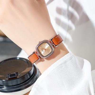 Luxury Woman Quartz Watches Leather Strap Small Square Dial Ladies Watch Casual Fashion Versatile Wristwatches Montre Femme