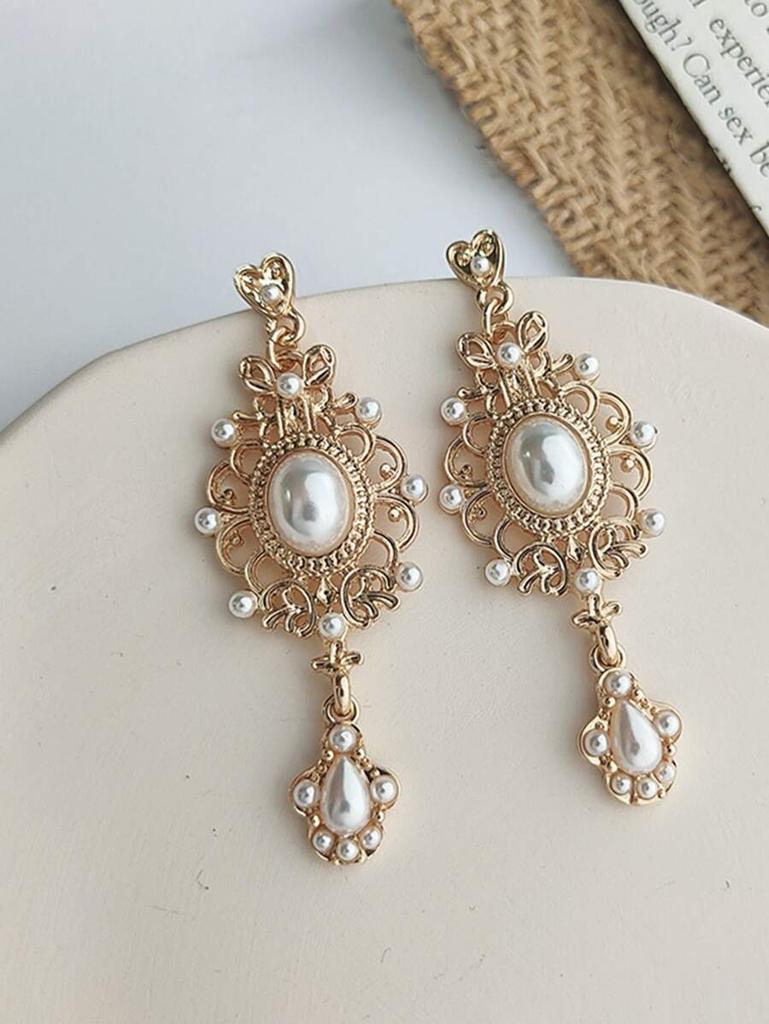 Baroque Pearl Earrings, Women'S Style, Suitable For Parties And Everyday Wear.