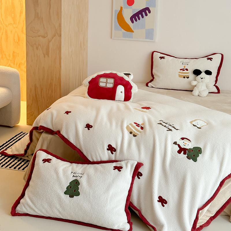 Cartoon Embroidered Warm Winter Bedding Set Imitation Cashmere Warmth Duvet Cover Set with Sheet Queen Quilt Cover Pillowcases