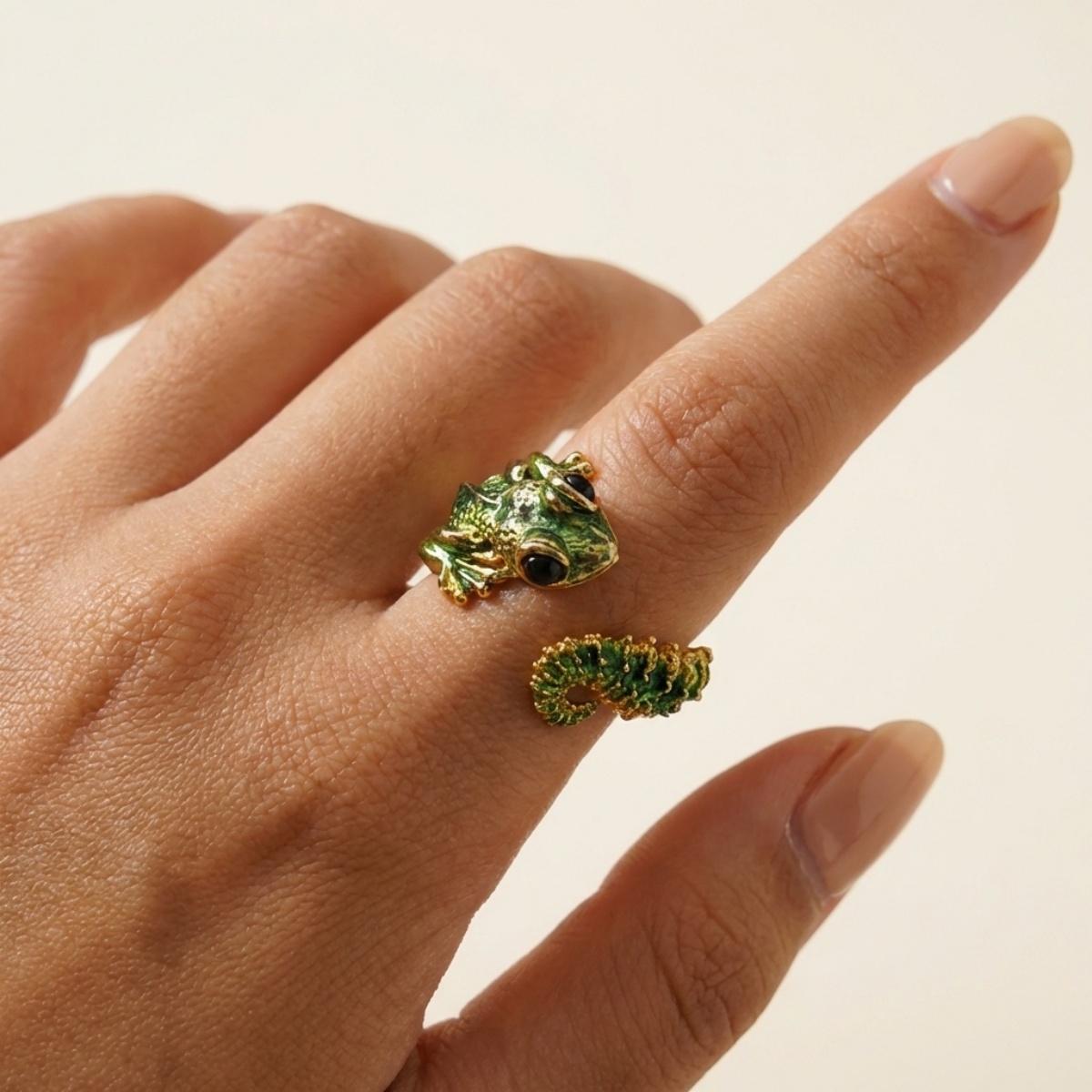 

Vintage Punk Summer Beach Devil Fish Finger Rings For Women Men Gothic Green Enamel Lizard Animal Opening Ring Vacation Jewelry