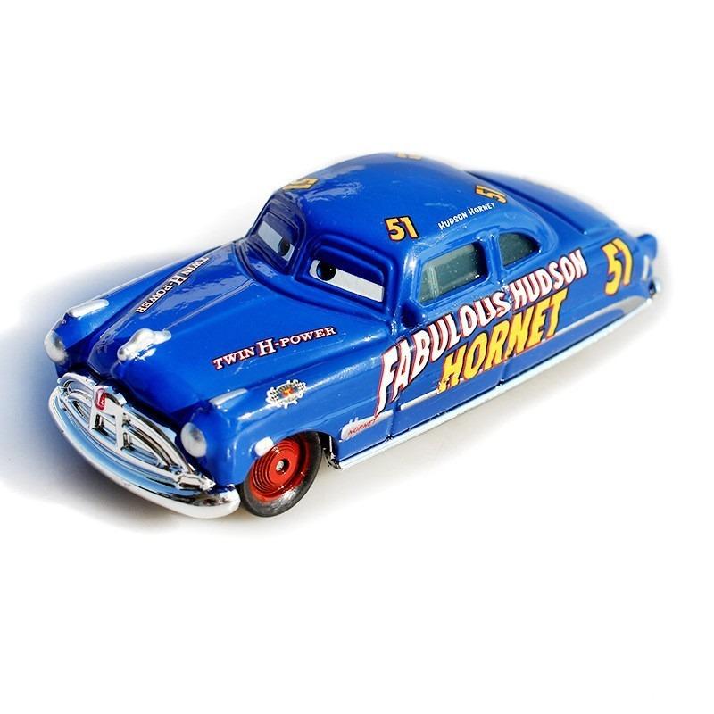 Pixar Cars 2 Giocattolo Saetta McQueen Jackson Storm Sceriffo Macchine da Corsa Dinoco Collezione Minivan Modello in Metallo Pressocolato Macchina da Corsa Bambini