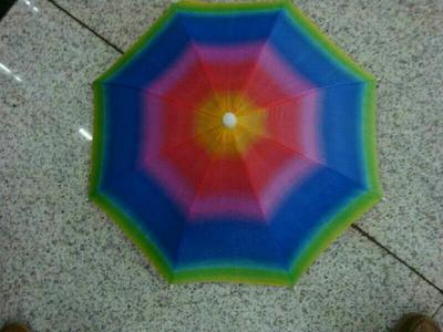 Cappello-Ombrello Pieghevole per Pioggia e Sole con Elastico per la Testa (Arcobaleno)