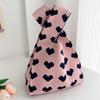 New Heart Pattern Knit Handbags Women Handmade Knot Wrist Bag Casual Small Tote Bag Girls Reusable Shopping Bags ARI