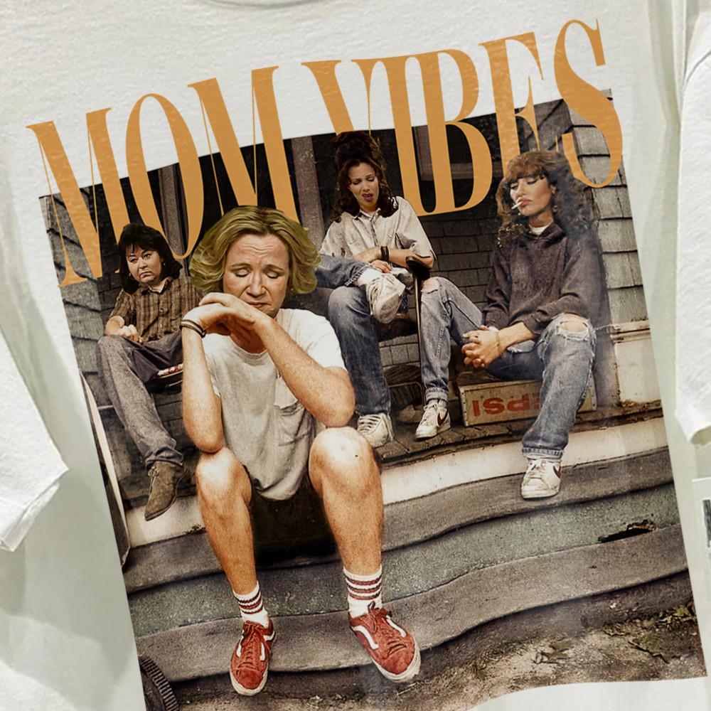 

Mom Vibes Mothers Day Gift for moms and mums T-Shirt XL