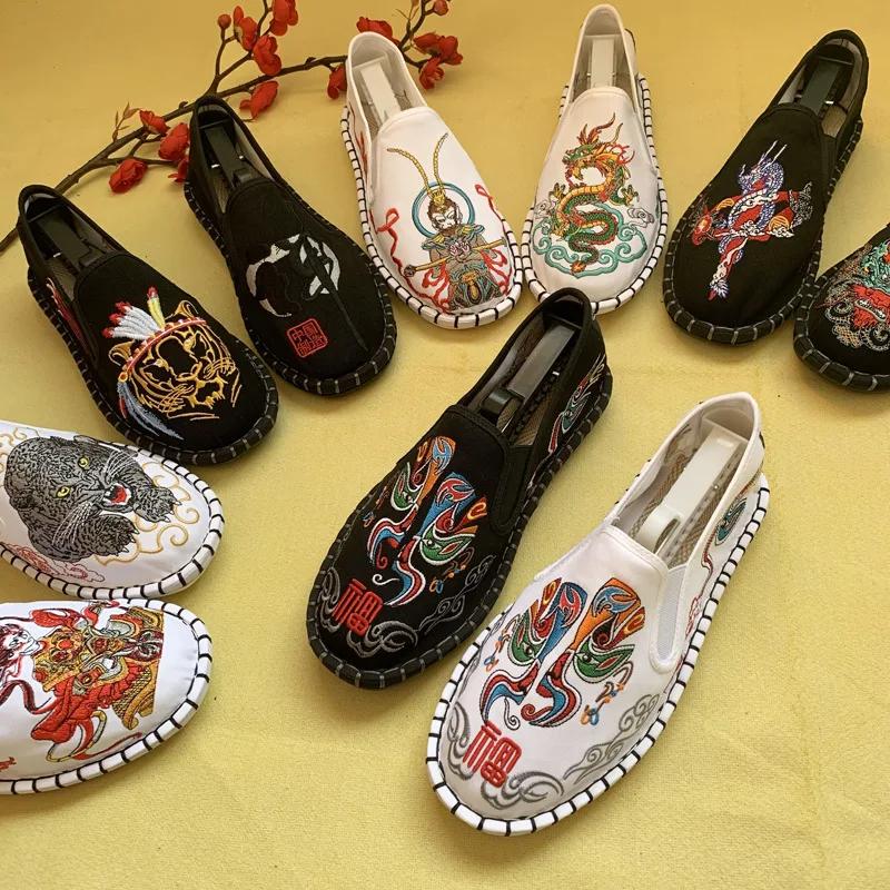 Fashion 2025Shoes for Women Sneakers Men Ethnic Style Embroidery Chinese style Streetwear Fashion Casual Vintage Old Beijing Shoes