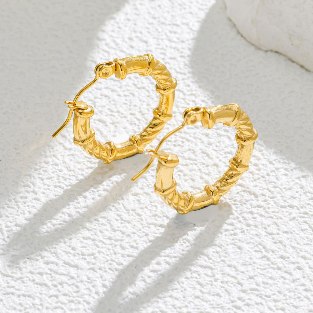 French Retro Knot Circle Earrings Women'S Plated 18K Gold Titanium Steel Earrings Do Not Fade Christmas Gift