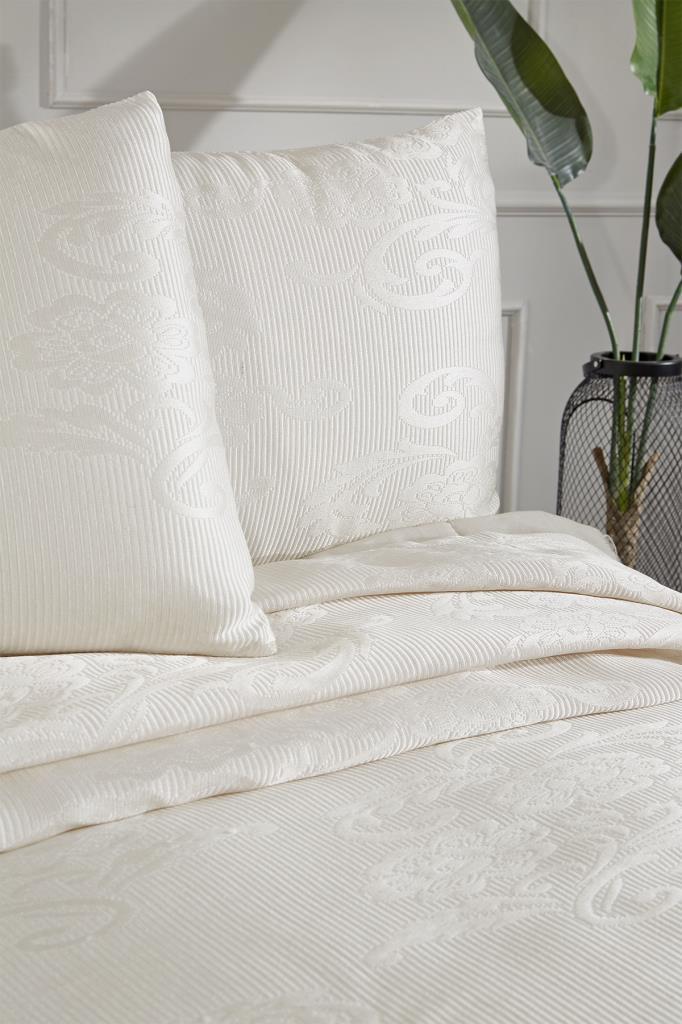 Dowry World Tulip Double Bedspread - Cream