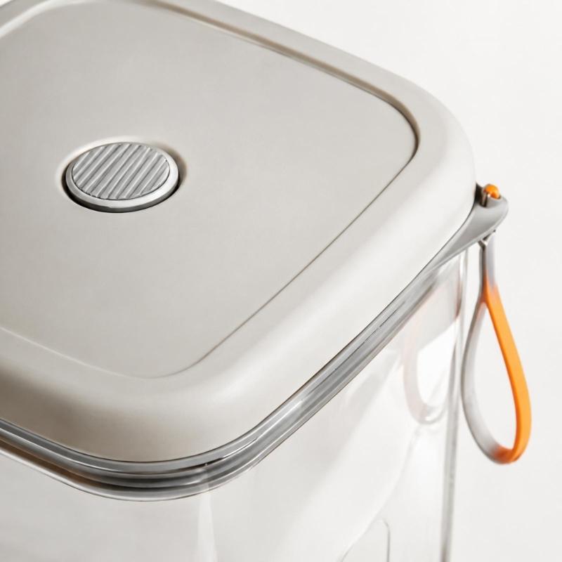 Vacuum Pet Food Storage Container with Top Lid Control, Clear PET Body and Multiple Latches for Controlled Dry Food Storage Between Feedings