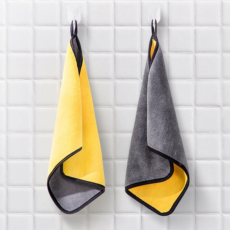 

3/5 high-quality microfiber towels of different sizes, suitable for car washing, home cleaning, and pet cleaning
