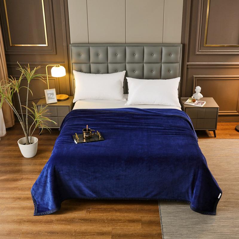 

Утолщенное подарочное одеяло, однотонное одеяло из молочной шерсти, простыня, коралловое одеяло, зимнее фланелевое одеяло 150*200cm