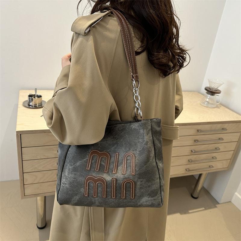 Tote Bag Women's Large-capacity New Autumn and Winter Versatile Simple Texture Shoulder Shopping Bag