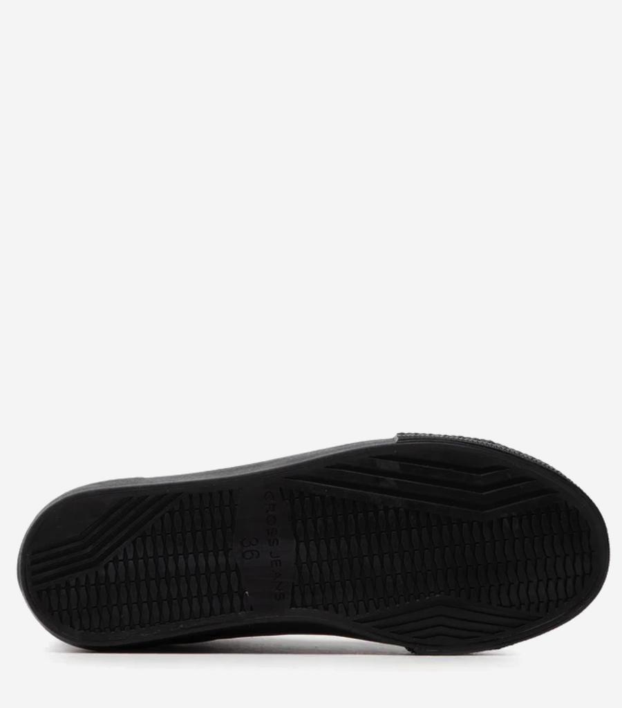 Cross jeans KK2R4058C - black women's sneakers, classic city shoes