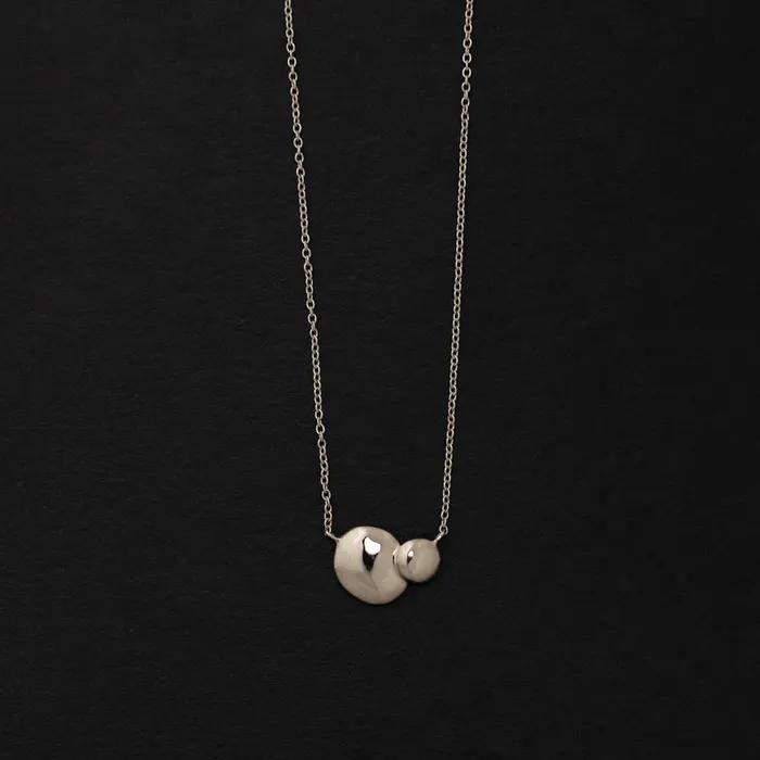 _double pebble necklace: medium.