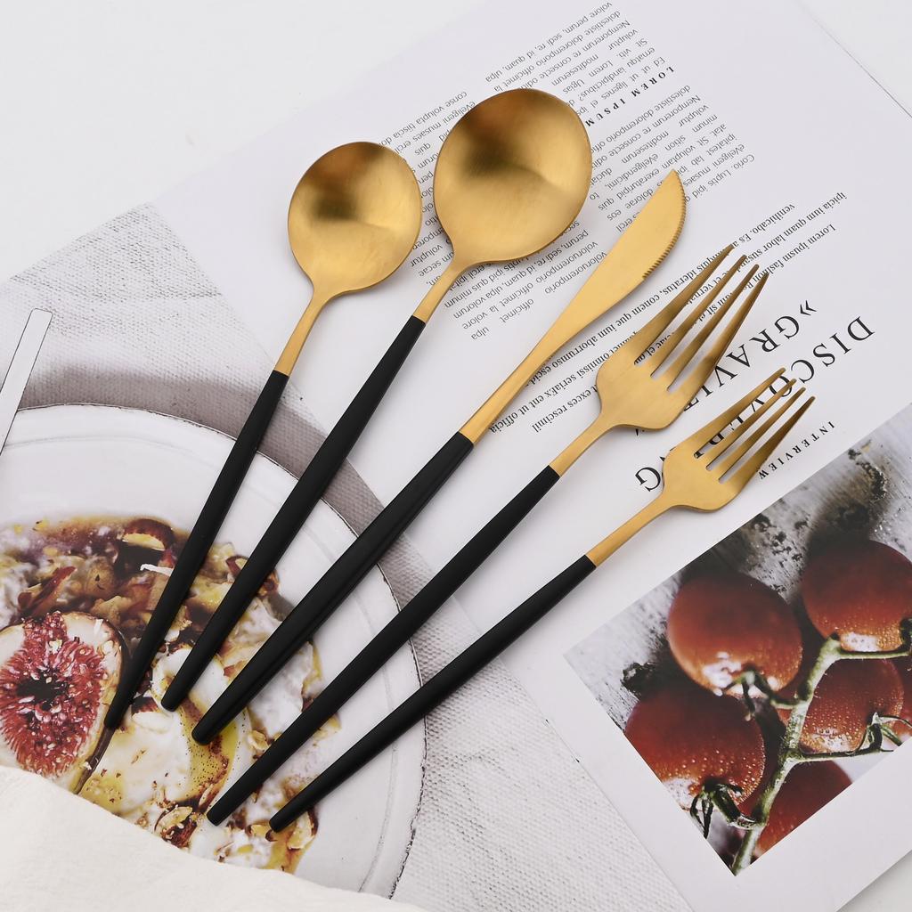 30 Teile/satz Geschirr Matte Schwarz Messer Salat Gabeln Dessert Löffel Besteck Set Edelstahl Besteck Familie Geschirr für Party