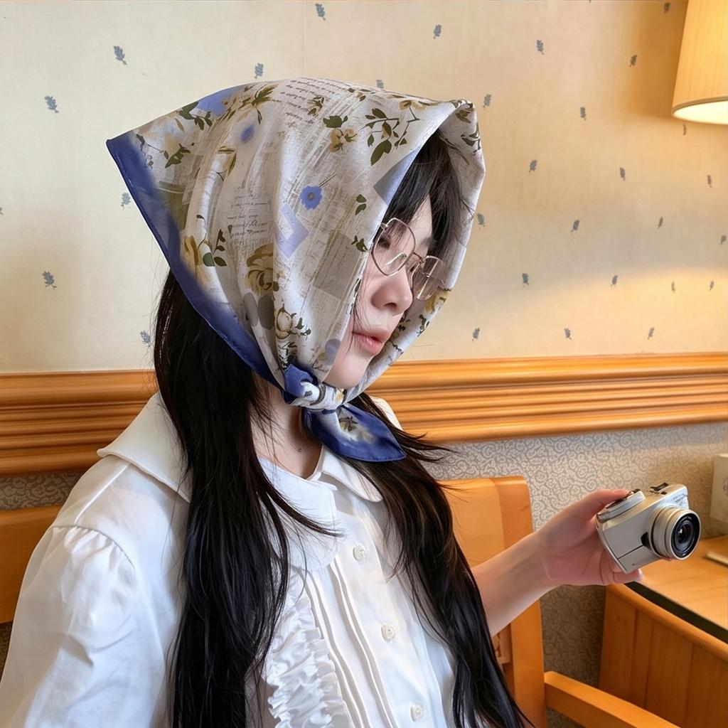 Fresh And Sweet Flower Silk Scarf Square Scarf Women'S Literary And Decorative Headscarf Square Scarf High-End Silk Scarf Thin