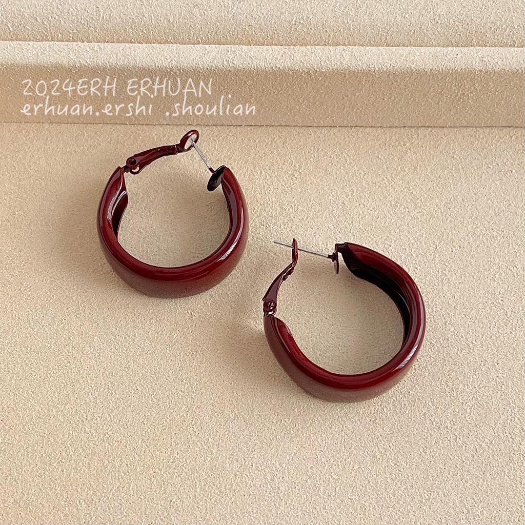 Ankela Rote Geometrische Lack-Creolen - Betont Zarte Gesichtszüge im Retro-Hongkong-Stil