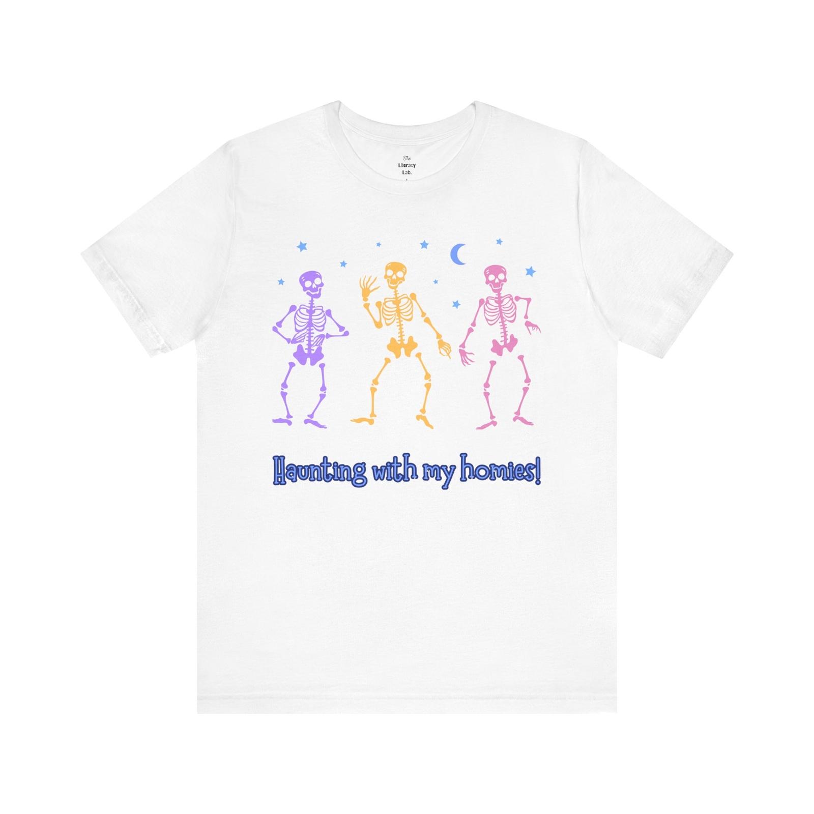 Cute Funny Skeleton Halloween Fall Teacher Unisex Tee Haunting with my Homies S разноцветный