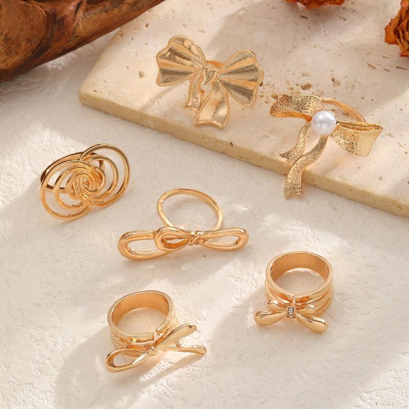 Fashion Light Luxury Three-dimensional Bow Ring Niche Geometric Hollow Stacked Knuckle Ring Cover Women