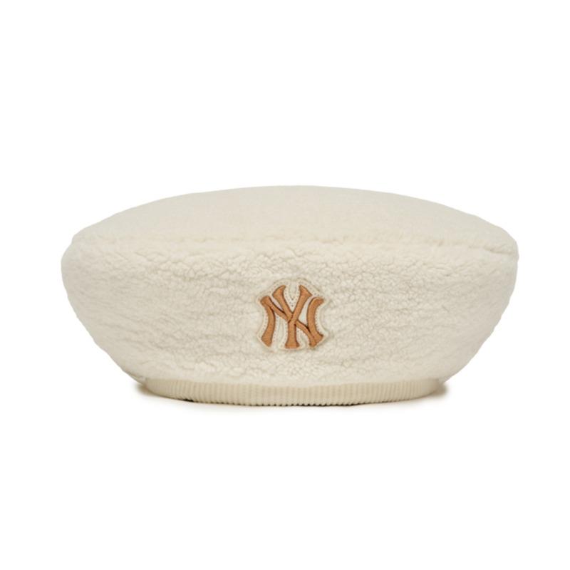 MLB New York Yankees logo apdrukāta