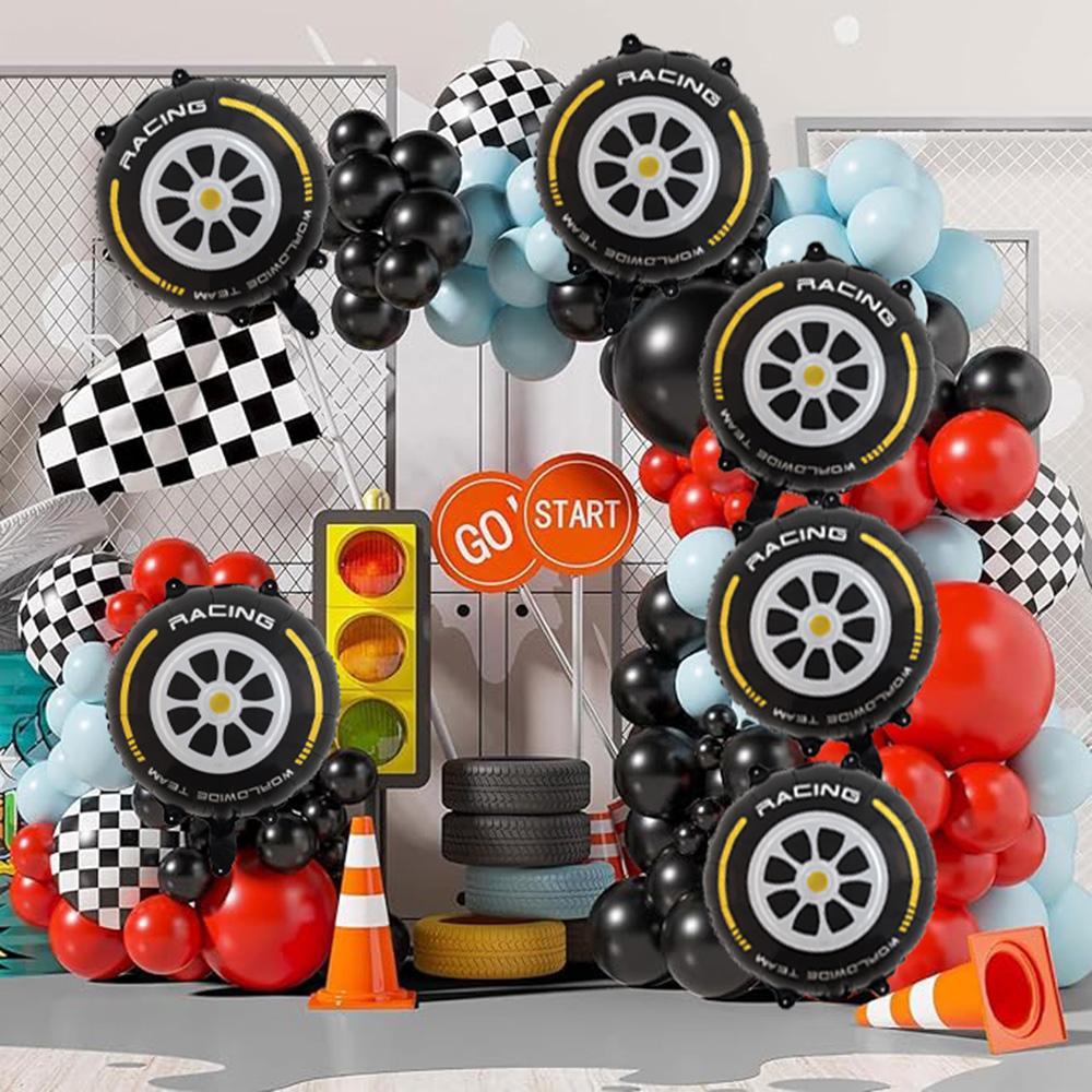 5-teiliges Set von 18-Zoll-Aluminiumfolienballons in Reifenform mit goldenem Rand, geeignet für große Partydekorationen zum Thema Autorennen und