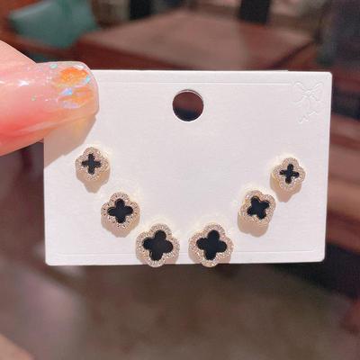 3pcs A Card Of Three Pairs Of Temperament Zirconia Four-Leaf Clover Earrings Luxury Rhinestone Ladies Earrings
