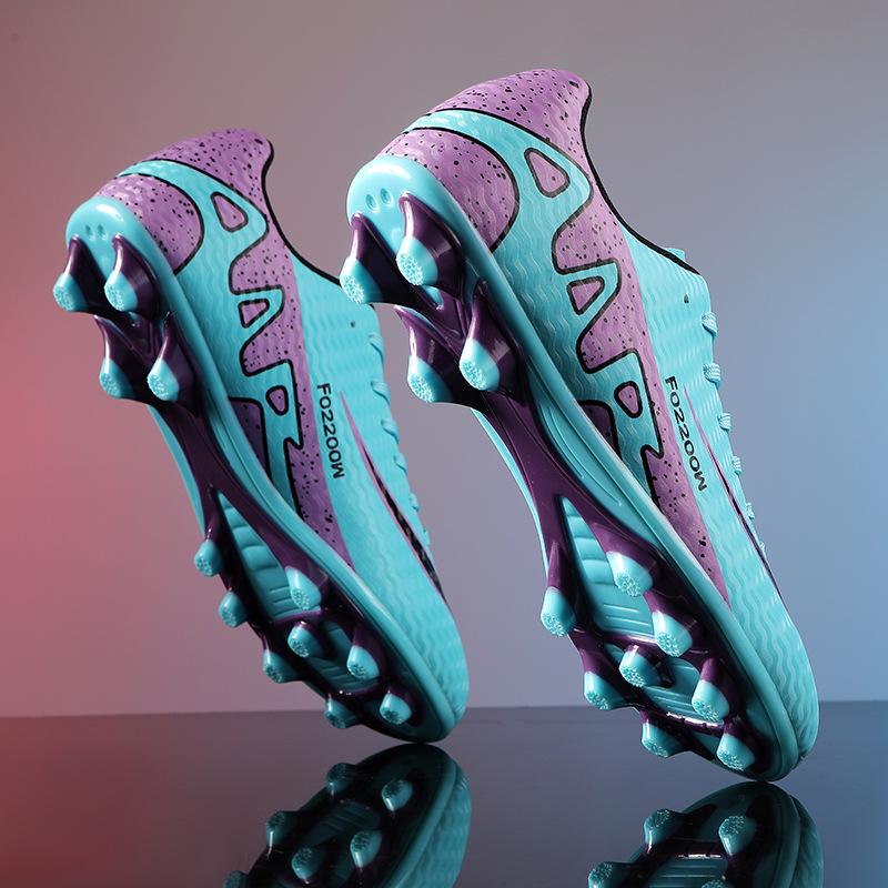 Men's Low-Top Football Shoes for Youth - AG Long Spikes & TF Studs for Artificial Turf Training