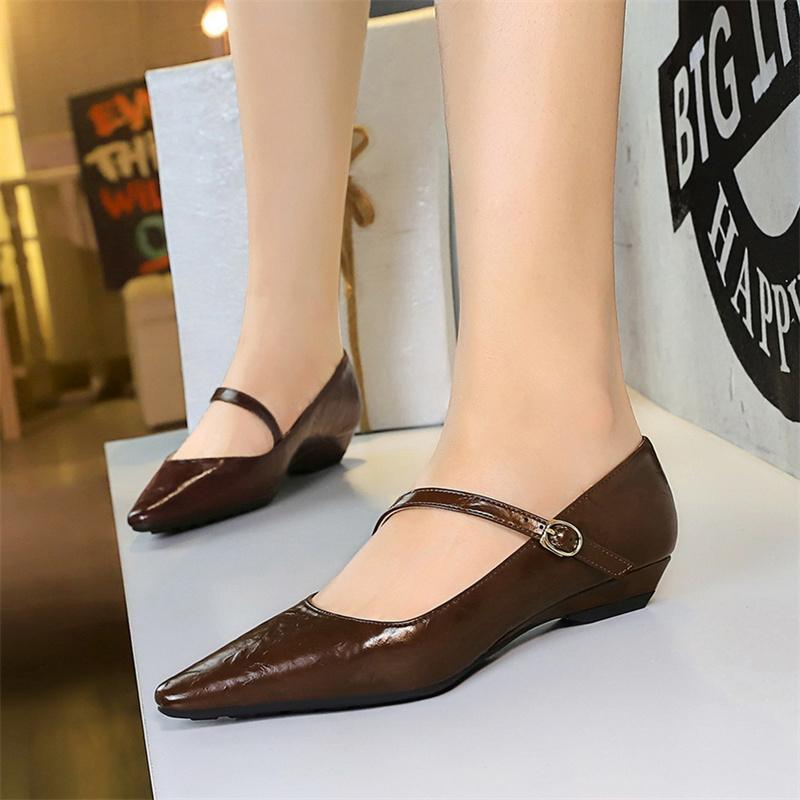 Fashion Korean Simple Women's Single Shoes With One Straps Comfortable Sloping Heels Shallow Tip Toe Low Heels Versatile Hand-Grabbing
