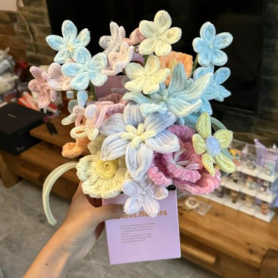 Kit DIY Buchet de Flori cu Legătură Răsucită - Cadou de Crăciun Perfect pentru Prieteni