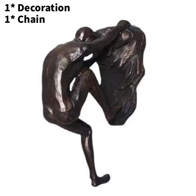 European Vintage Resin Wall Ornament With Climbing Figurines For Lounge And Dining Areas