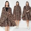 Mode Große Größe Frauen Leopard Regenmantel Leichte Regen Mantel Poncho Damen Wasserdicht Mantel Regenmäntel Erwachsene Winddicht Regenbekleidung