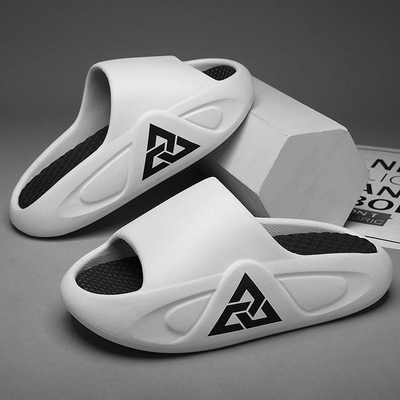 Fashion Men's Sandals Slippers Sneakers Unisex House Shoes New Summer Thick Bottom Slippers Soft Bottom Cloud Slides Light Beach Shoes