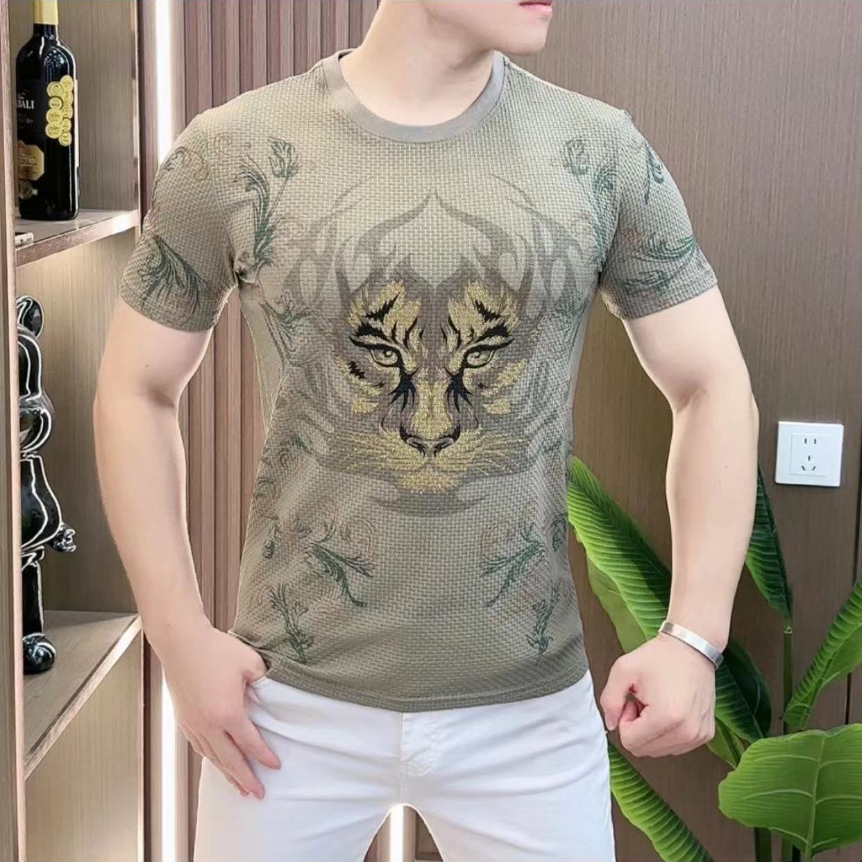 Summer Light Luxury High-end Handsome New Trendy Tiger Print Casual Round Neck T-shirt for Men Short-sleeved Fashion M хаки 1617₽
