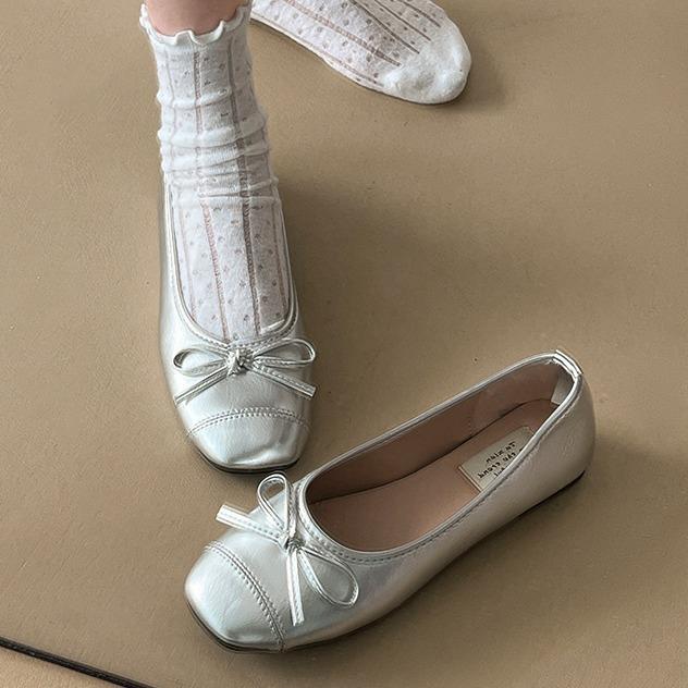 French retro ballet style shallow mouth flat-soled single shoes women's 2025 new summer versatile square head soft-soled Mary Jane shoes