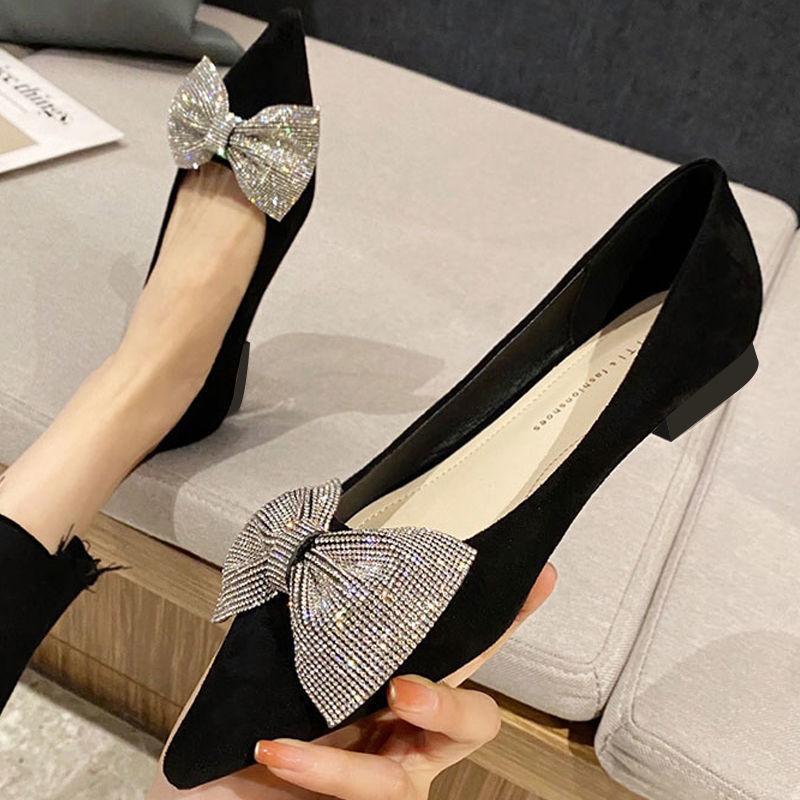 Fashion crystal beading bow flat shoes woman pointed toe suede leather moccasins women elegant bowknot flock loafers plus size 43