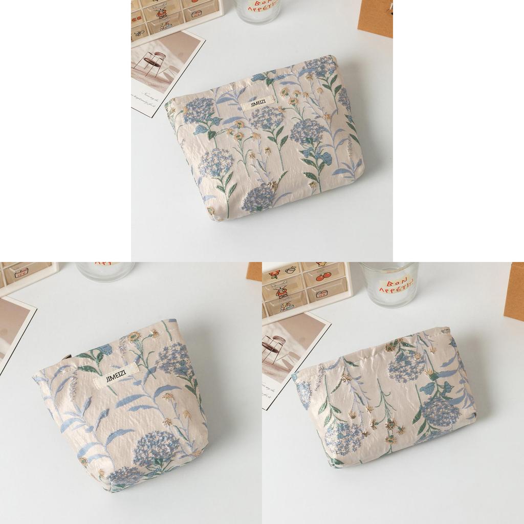 Floral Embossed Makeup Bag With Large Capacity For Daily Use And Travel Storage