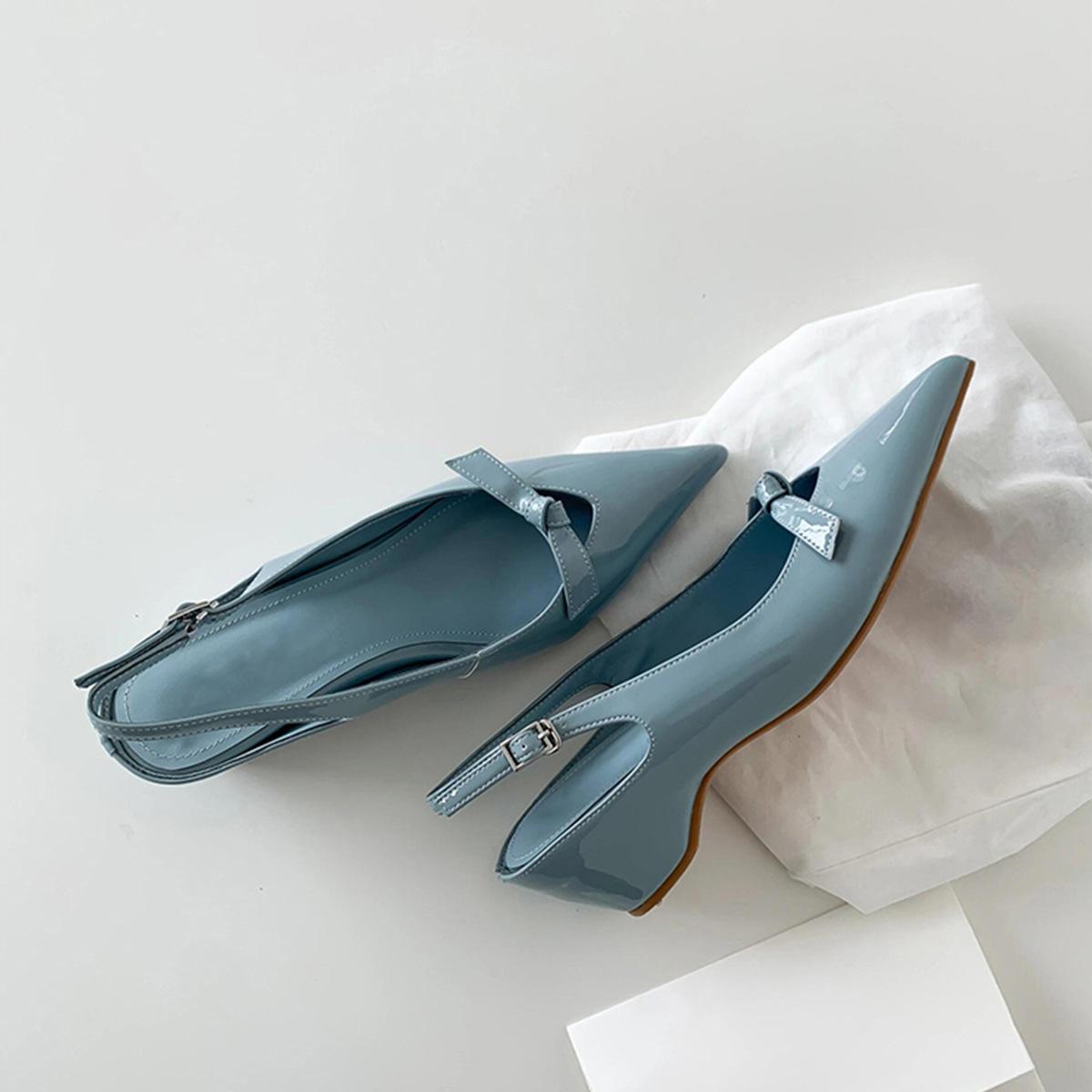 

Sheepskin version~ French gentle blue bow patent leather back empty single shoes women s pointed head temperament light mouth bag head sandals 35