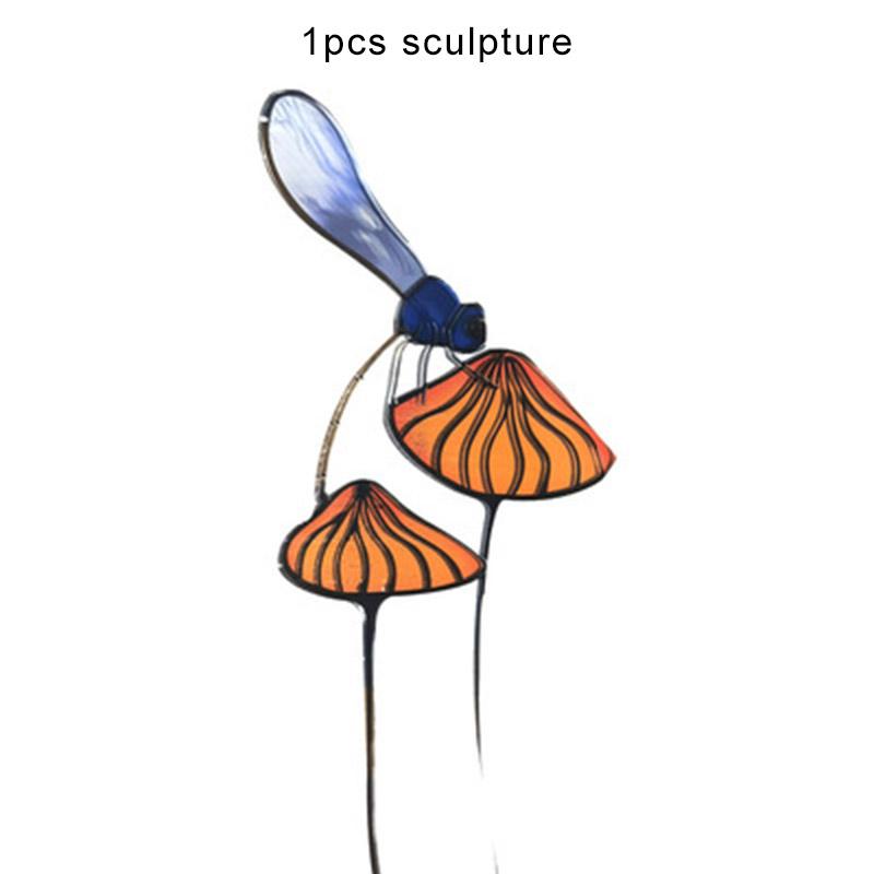 

Стрекоза стоит на грибе 3D трехмерные поделки из смолы для украшения дома, сада, двора