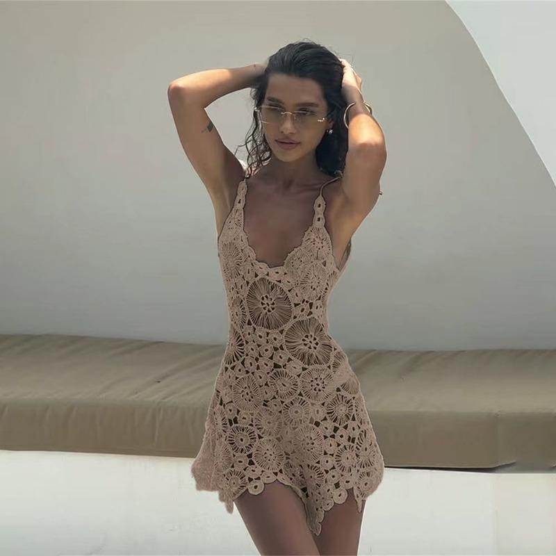Sleeveless Hollow Out Lace Mini Short Dress Sexy Women Swimsuit Coverups Crochet Summer Beach Dress Slim U Neck Hollow Out Irregular Hem Mini