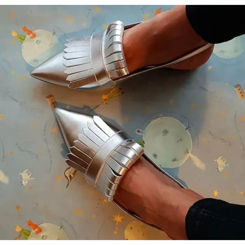 Fashion Large Size Pointed Toe Shoes Women's Casual Low Heel Sneakers Tassel Flat Dress Shoes New Style Lace-up Sandals