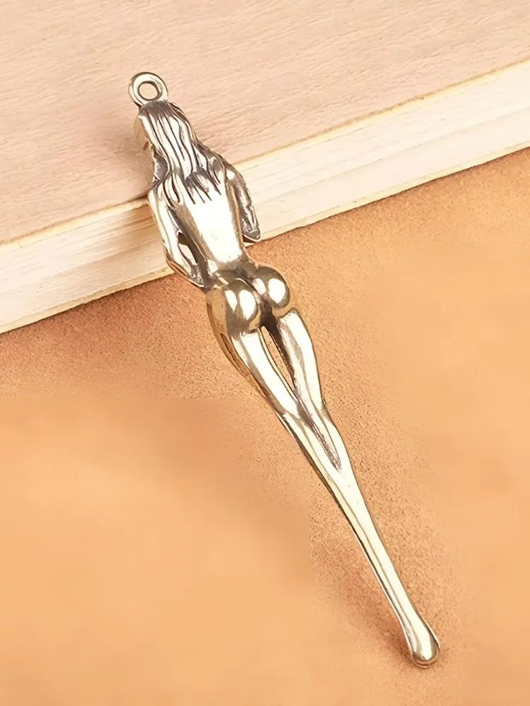 Brass Ear Spoon, Beautiful Ear Spoon, Keychain, Solid Creative Pendant, Ear Spoon Hanging Pendant, Digging Ear Spoon Accessories