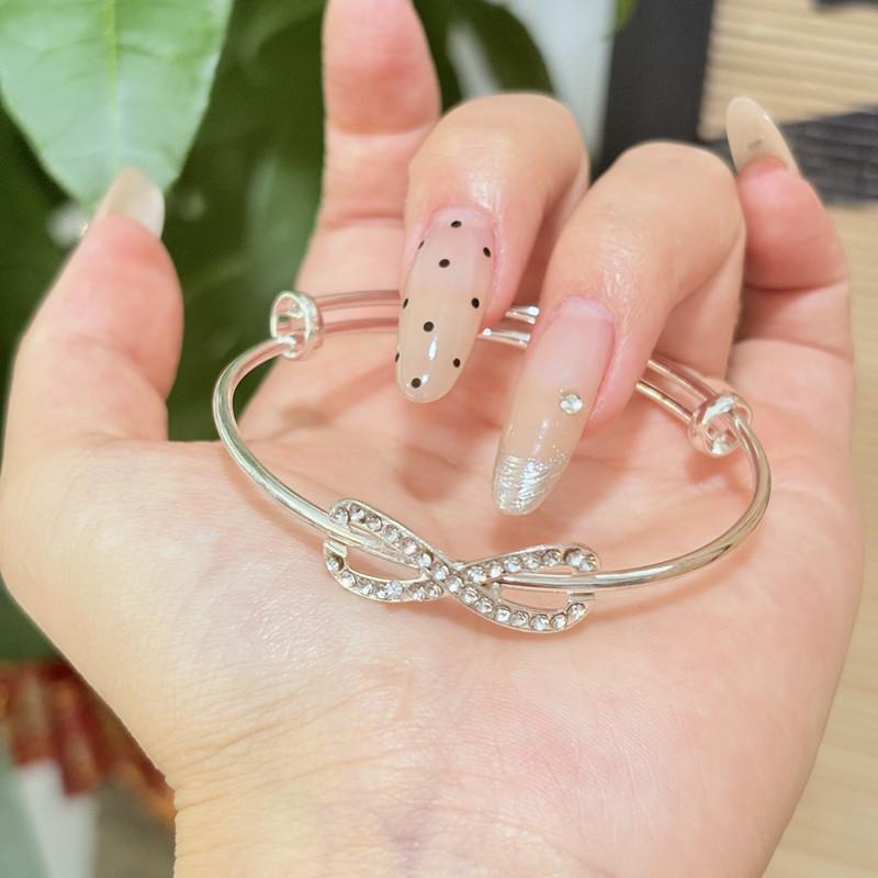Korean Version of Personalized Bow 8-character Diamond-set Simple Push-pull Design Bracelet Graduation Season Jewelry High Value